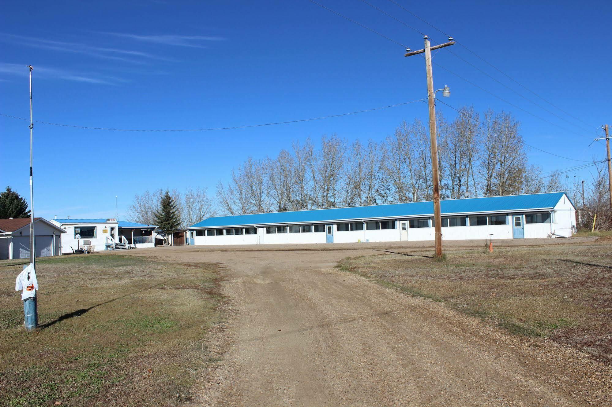 Raval Paradise Motel And Rv Park Youngstown Buitenkant foto