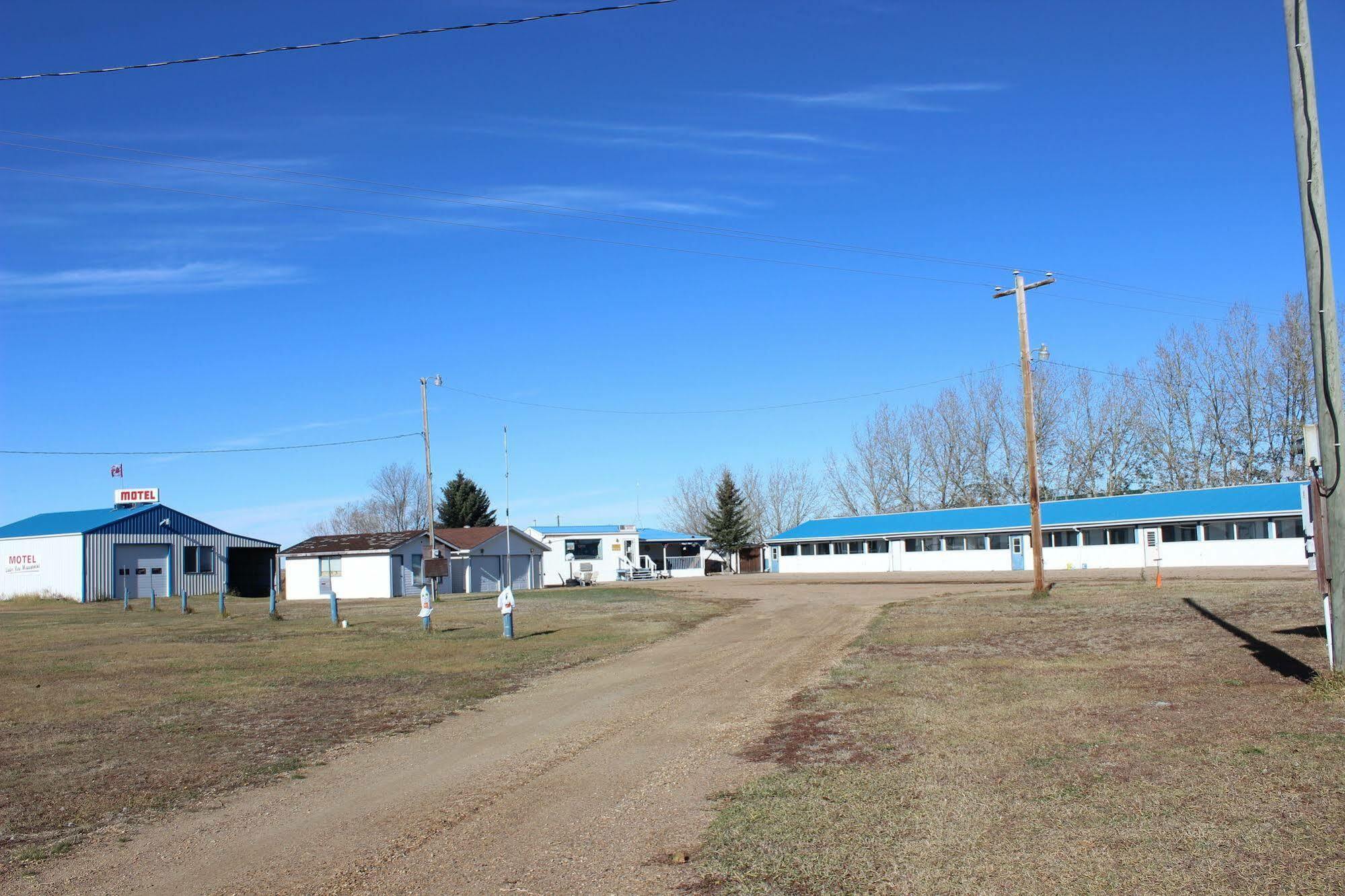 Raval Paradise Motel And Rv Park Youngstown Buitenkant foto